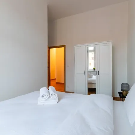 Apartment Rynek Urban Haven *